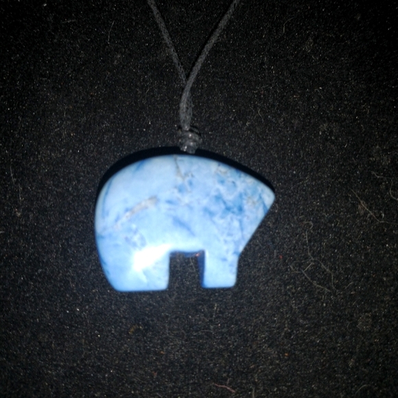 Lapis Uzulli Hand Carved Bear Necklace - Picture 1 of 4